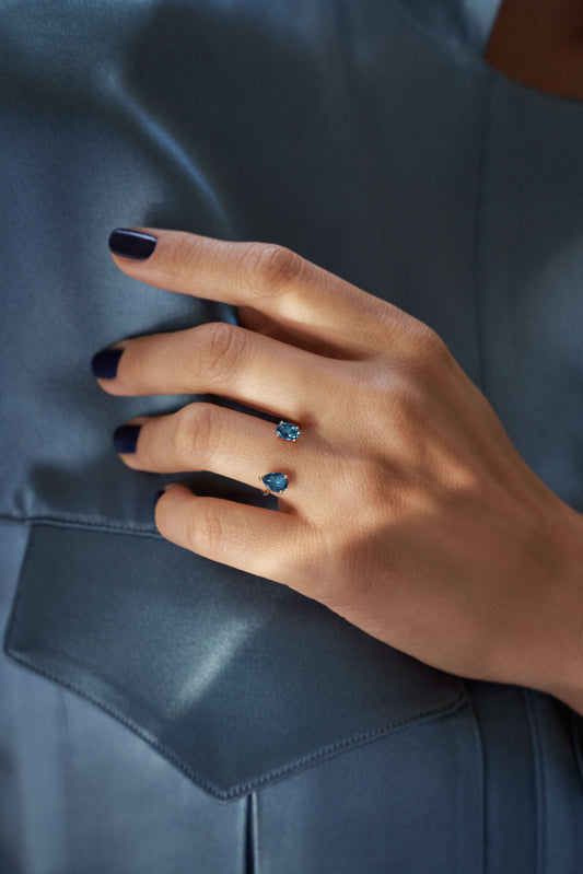 Doublemoss Le Bonbon double gemstone ring in 14k gold with london blue topaz