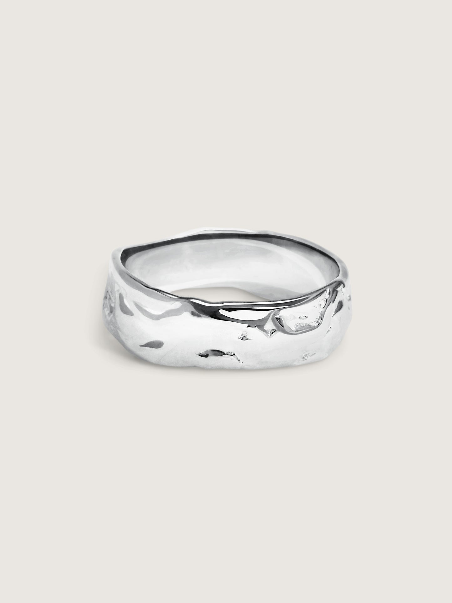 Olas Crest Ring